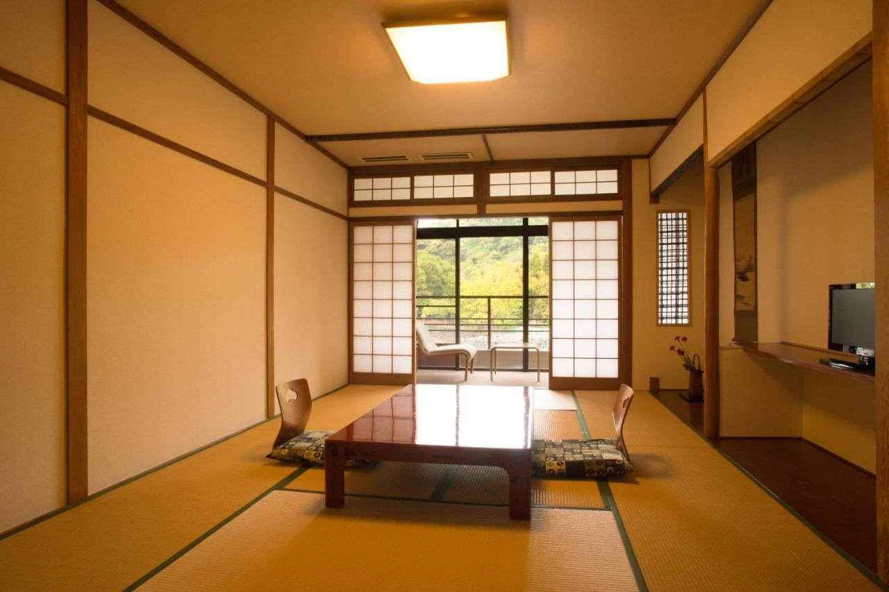 Hanayashiki Ukifune-En Uji Exterior foto